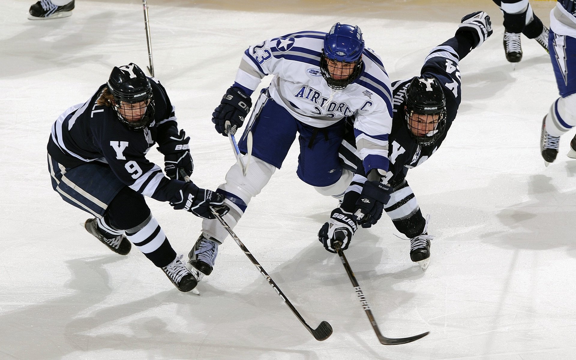 开云体育在线-西甲国家德比之夜，布伦森在NBA赛场展现巨星价值  第2张