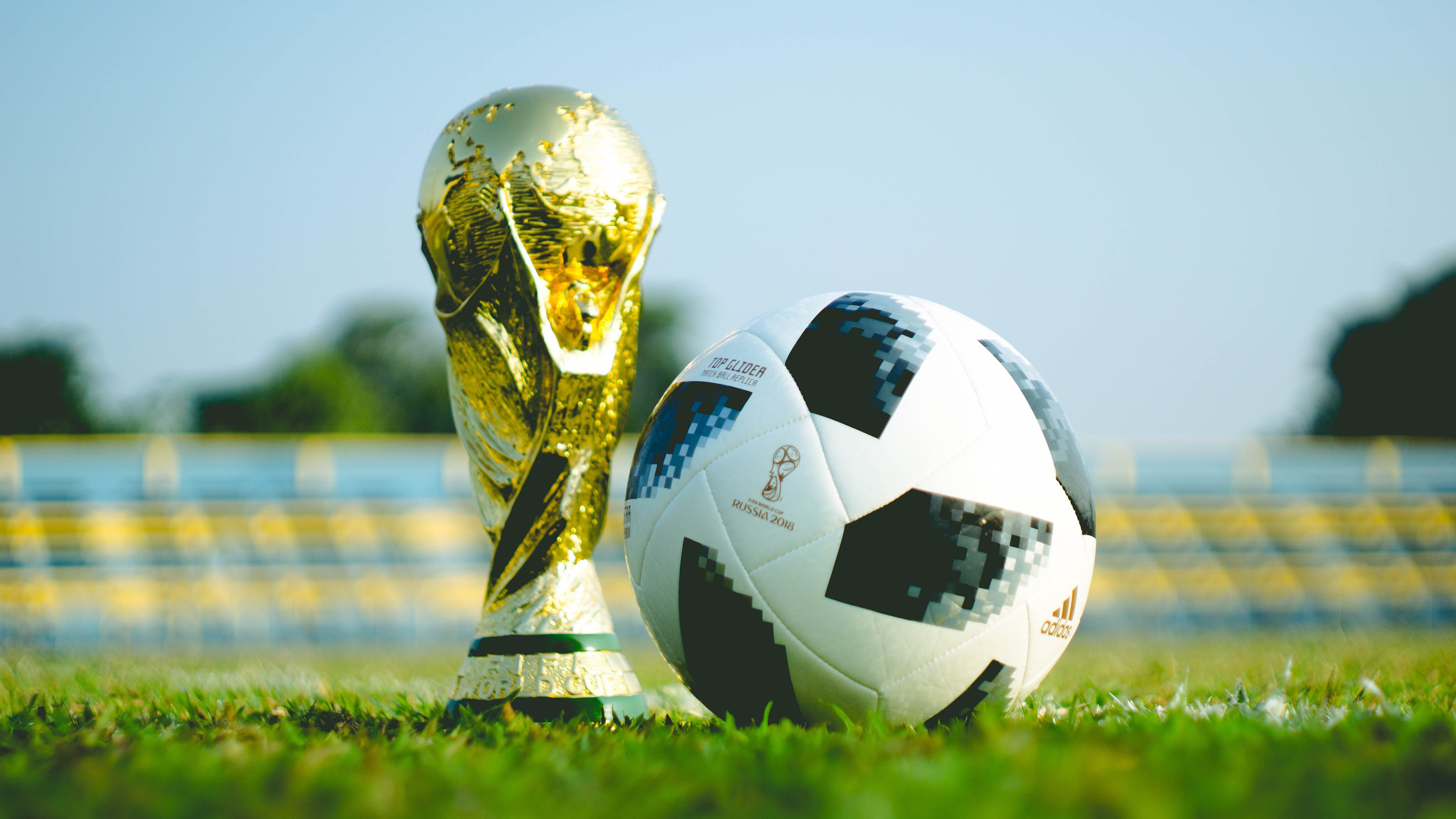 开云体育在线-华沙奇迹,波兰完胜葡萄牙,佩德里致命一击导演B组惊天冷门 第2张 开云体育在线-华沙奇迹,波兰完胜葡萄牙,佩德里致命一击导演B组惊天冷门 第2张